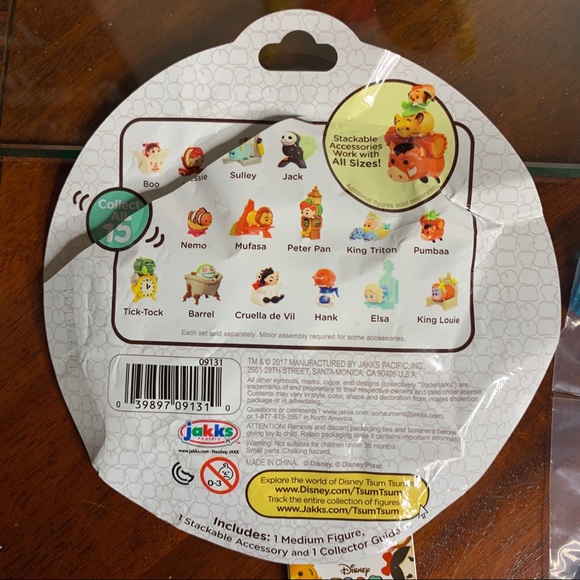 New Tsum Tsum Open Blind Bag Series 5 Frozen Elsa - Picture 3 of 8